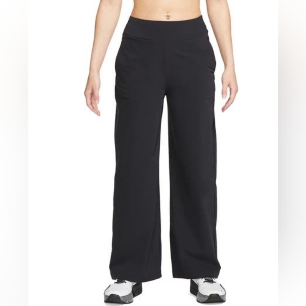Nike Bliss Wide Leg Pant